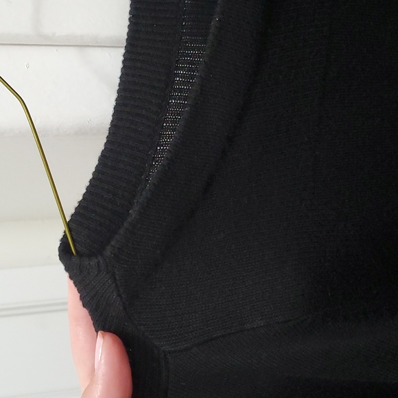 Black side buttoned boat neck sweater - Picture 5 of 5